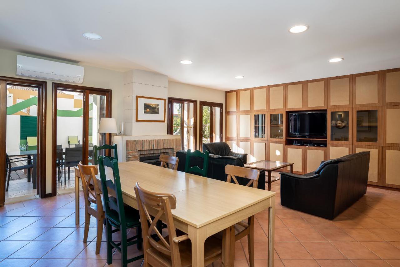 Holiday Villa In Elite Residential Area Of Faro Bagian luar foto