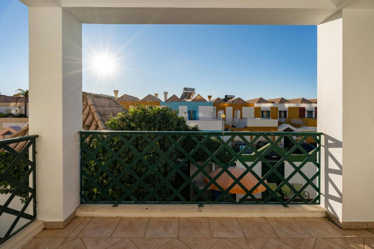 Holiday Villa In Elite Residential Area Of Faro Bagian luar foto